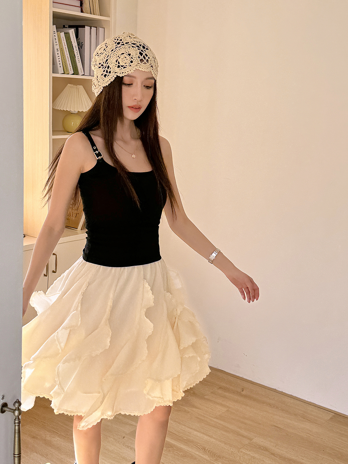 Lightweight Irregular Lace Ruffled A-Line Skirt – Versatile Chiffon Cake Skirt for Spring and Summer Fashion Lightweight Irregular Lace Ruffled A-Line Skirt – Versatile Chiffon Cake Skirt for Spring and Summer Fashion