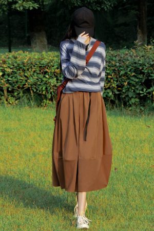 Lightweight Japanese Style Mid-Length Women's Skirt with Magnetic Buckle, Versatile Floral Bud Design for Spring and Autumn Fashion