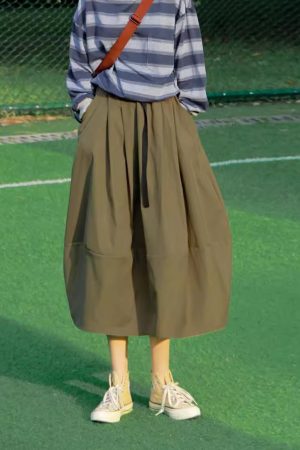 Lightweight Japanese Style Mid-Length Women's Skirt with Magnetic Buckle, Versatile Floral Bud Design for Spring and Autumn Fashion