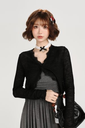 Lightweight Knitted Cardigan for Women - American Retro Lace Trim Summer Shawl Outerwear in Girly Style