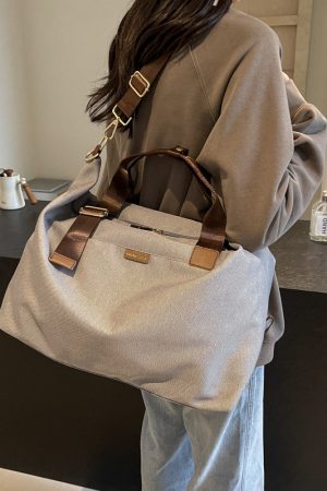 Lightweight Large Capacity Canvas Travel Bag for Women - Commuting, Fitness, and Short-Distance Outing Tote