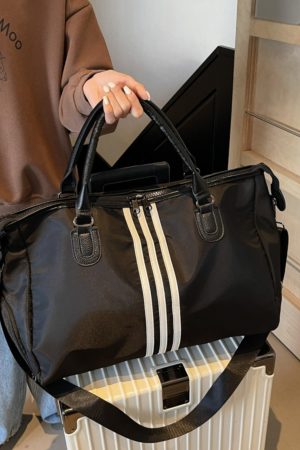 Lightweight Large-Capacity Commuter Travel Bag - Versatile Shoulder Bag for Business Trips, Gym, and Maternity Needs