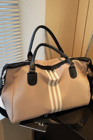 Lightweight Large-Capacity Commuter Travel Bag - Versatile Shoulder Bag for Business Trips, Gym, and Maternity Needs