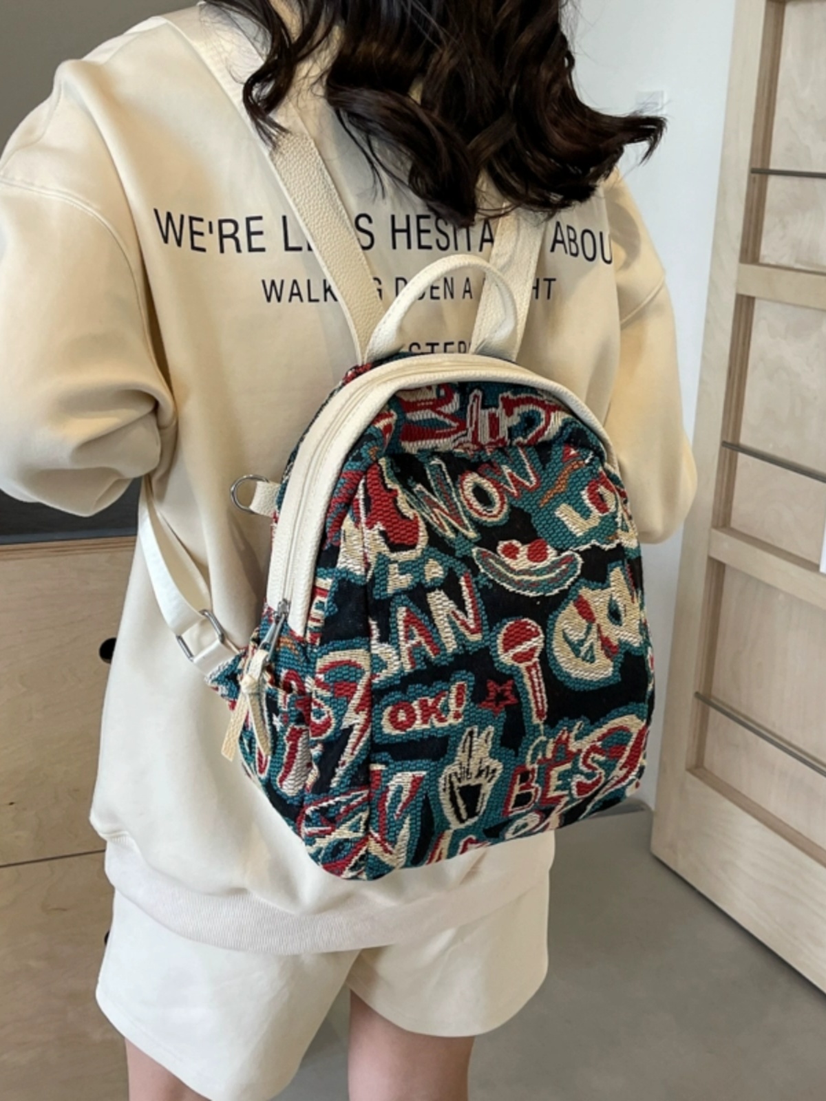 Lightweight Large Capacity Mommy Backpack, Dual-Use Diaper Bag for Moms & Infants, Ideal for Work, Travel, and School Commutes Lightweight Large Capacity Mommy Backpack, Dual-Use Diaper Bag for Moms & Infants, Ideal for Work, Travel, and School Commutes