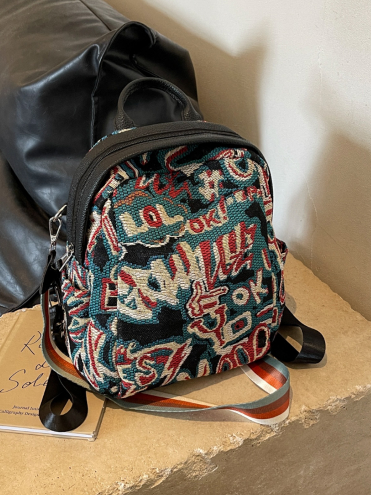 Lightweight Large Capacity Mommy Backpack, Dual-Use Diaper Bag for Moms & Infants, Ideal for Work, Travel, and School Commutes Lightweight Large Capacity Mommy Backpack, Dual-Use Diaper Bag for Moms & Infants, Ideal for Work, Travel, and School Commutes