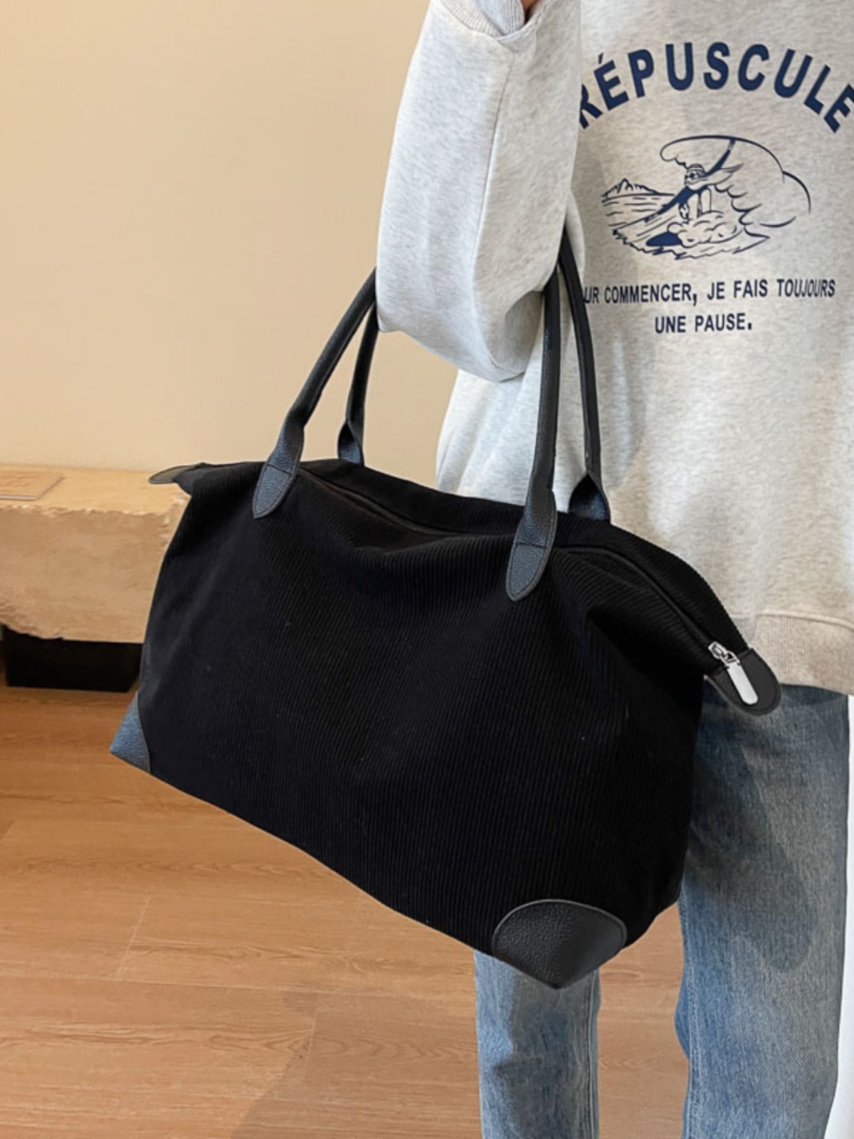 Lightweight Large-Capacity Travel Bag for Commuting, Gym, Maternity & Short-Distance Trips - Stylish Versatile Shoulder Bag Lightweight Large-Capacity Travel Bag for Commuting, Gym, Maternity & Short-Distance Trips - Stylish Versatile Shoulder Bag