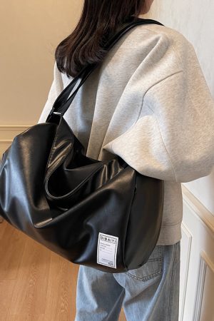 Lightweight Large-Capacity Travel Bag for Women - Versatile Crossbody Sports Bag for Fitness and Short-Distance Travel