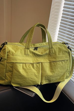 Lightweight Large Capacity Travel Bag for Women and Men, Handheld Crossbody Sports Fitness Bag for Short Trips and Outings