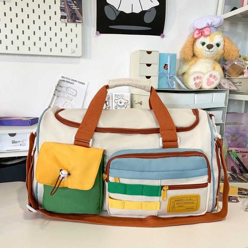 Lightweight Large Capacity Travel Handbag for Women - Stylish Storage Bag for Fitness, Maternity, and Short-Distance Journeys Lightweight Large Capacity Travel Handbag for Women - Stylish Storage Bag for Fitness, Maternity, and Short-Distance Journeys