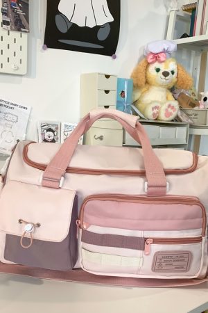 Lightweight Large Capacity Travel Handbag for Women - Stylish Storage Bag for Fitness, Maternity, and Short-Distance Journeys