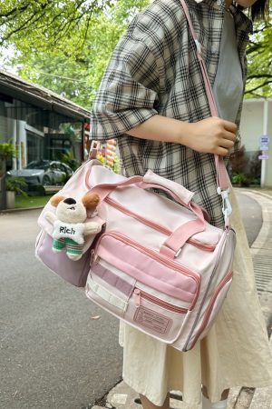 Lightweight Large Capacity Travel Handbag for Women - Stylish Storage Bag for Fitness, Maternity, and Short-Distance Journeys