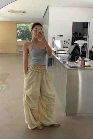 Lightweight Loose Pants with Cloud Waistband for Virtual Abs Line - Zero Gravity Mode, Available in 2 Colors, Trendy Comfort Wear