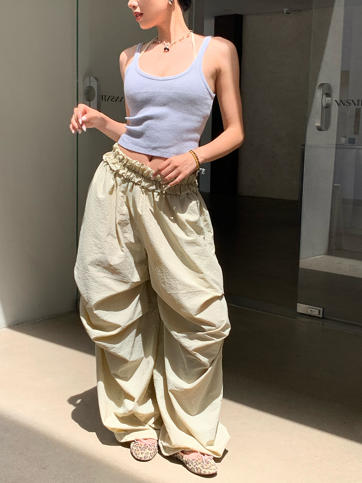 Lightweight Loose Pants with Cloud Waistband for Virtual Abs Line - Zero Gravity Mode, Available in 2 Colors, Trendy Comfort Wear Lightweight Loose Pants with Cloud Waistband for Virtual Abs Line - Zero Gravity Mode, Available in 2 Colors, Trendy Comfort Wear