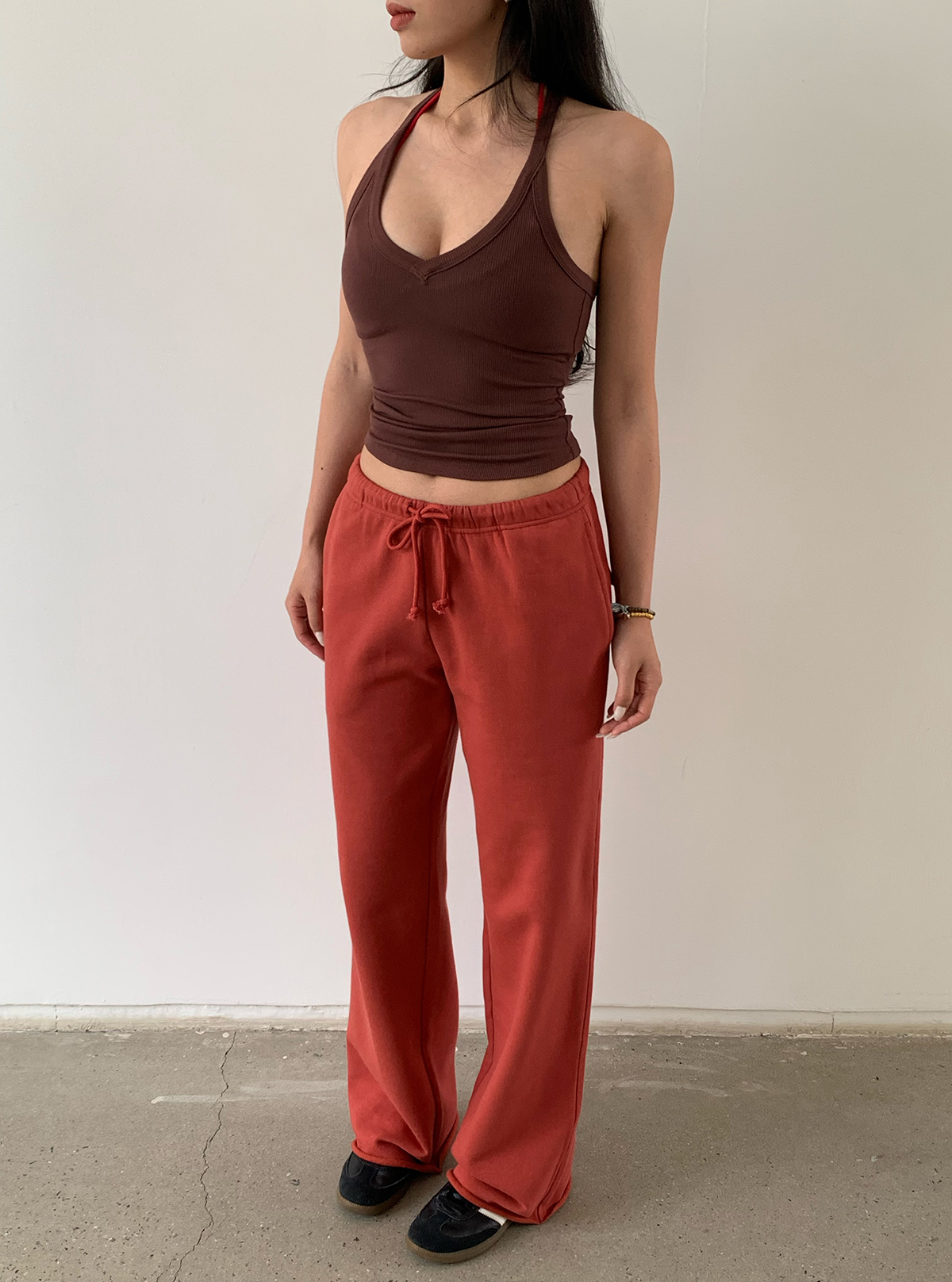 Lightweight Low-Rise Hybrid Sweatpants with Curvy Back Pockets - Comfortable Pajama Pants for Home and Casual Wear Lightweight Low-Rise Hybrid Sweatpants with Curvy Back Pockets - Comfortable Pajama Pants for Home and Casual Wear