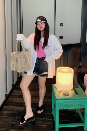 Lightweight Luxury Long Sleeve Sunscreen Shirt for Plus-Size Women - 2025 Summer Style, Belly Covering Top