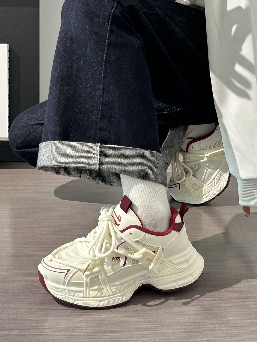 Lightweight Mesh Dad Shoes for Women - Breathable Cocoa Egg Milk Sports Sneakers - Trendy 2025 Style Lightweight Mesh Dad Shoes for Women - Breathable Cocoa Egg Milk Sports Sneakers - Trendy 2025 Style