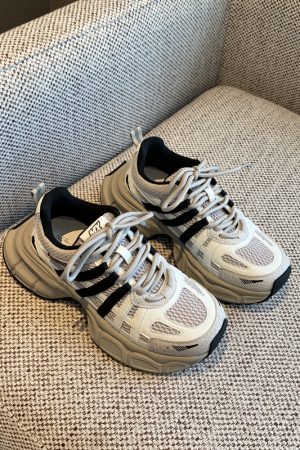 Lightweight Mesh Sports Shoes for Women - Casual Lace-Up Thick-Soled Dad Sneakers, Comfortable & Breathable 2025 Style