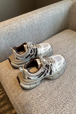 Lightweight Mesh Sports Shoes for Women - Casual Lace-Up Thick-Soled Dad Sneakers, Comfortable & Breathable 2025 Style