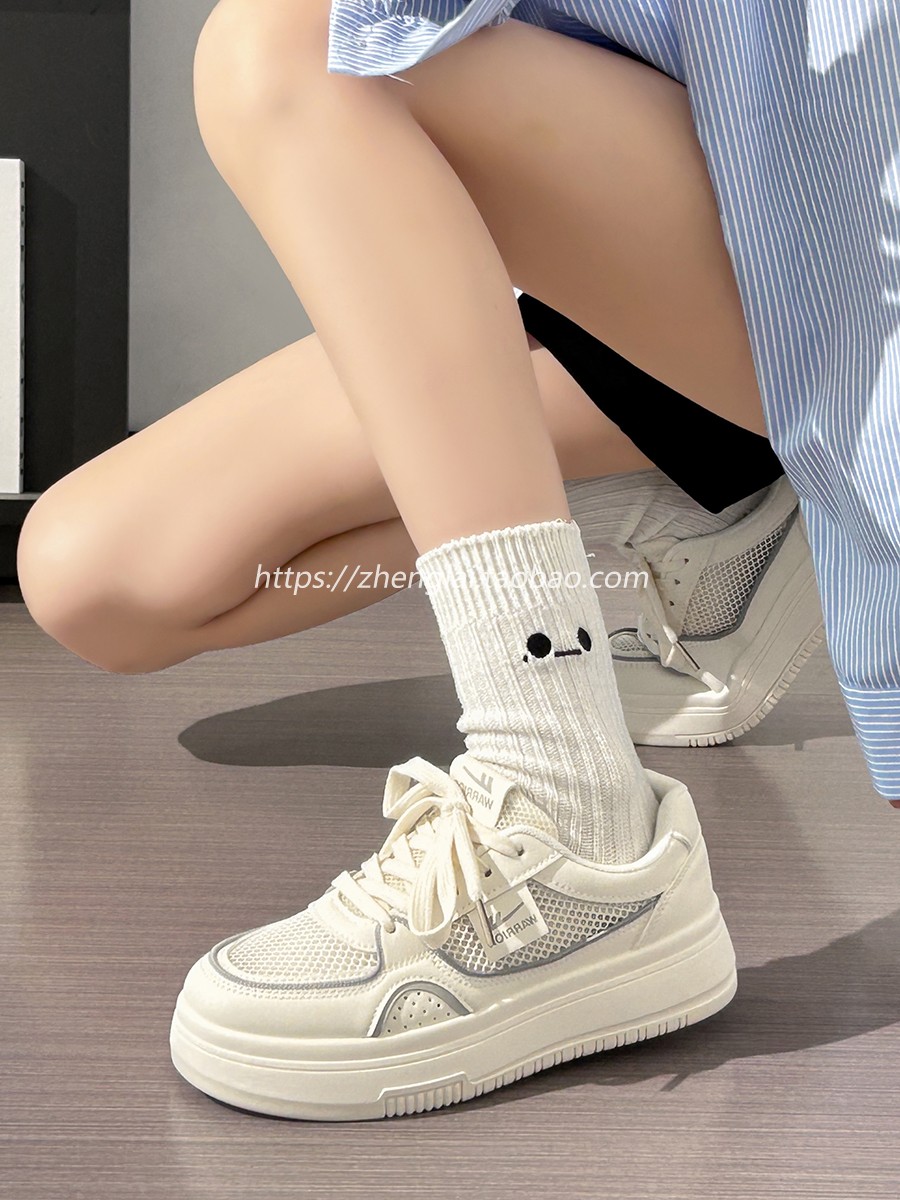 Lightweight Mesh White Sneakers for Women - Breathable Casual Minimalist Sports Shoes for Summer 2025 Lightweight Mesh White Sneakers for Women - Breathable Casual Minimalist Sports Shoes for Summer 2025