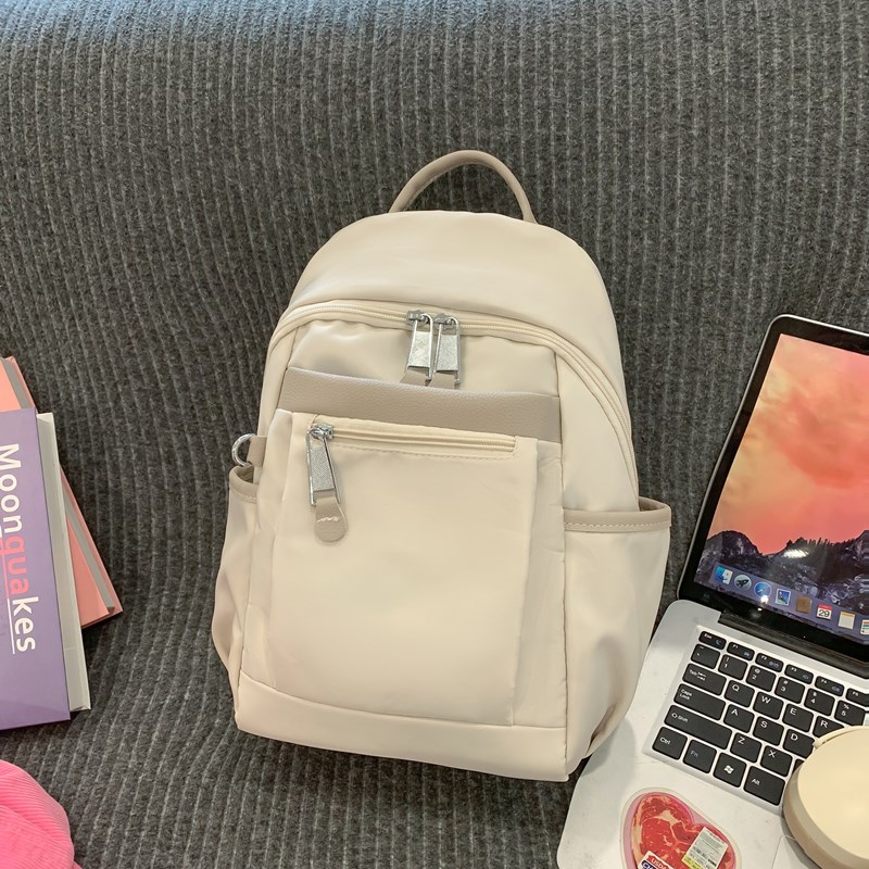 Lightweight Nylon Women's Backpack for Travel & Commuting - 2025 Spring Collection, Stylish & Functional School Bag Lightweight Nylon Women's Backpack for Travel & Commuting - 2025 Spring Collection, Stylish & Functional School Bag