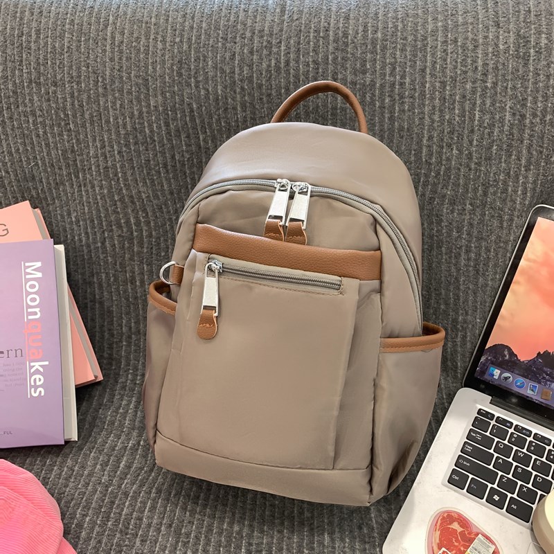 Lightweight Nylon Women's Backpack for Travel & Commuting - 2025 Spring Collection, Stylish & Functional School Bag Lightweight Nylon Women's Backpack for Travel & Commuting - 2025 Spring Collection, Stylish & Functional School Bag