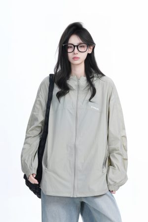 Lightweight Oversized UV Protection Jacket for Women - Summer Outdoor Sun Protection Coat for Hiking & Casual Wear
