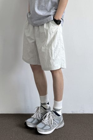 Lightweight Quick-Dry Sports Shorts for Men and Women - Breathable Casual Versatile Five-Point Pants for Summer Outdoor Activities