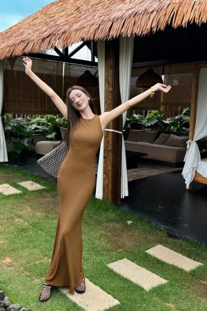 Lightweight Sexy Mermaid Dress for Women - Slim Fit Bodycon Sleeveless Long Dress for Spring and Summer Fashion