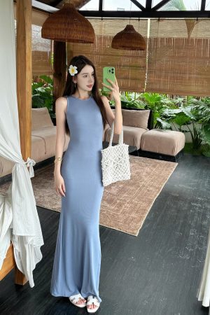 Lightweight Sexy Mermaid Dress for Women - Slim Fit Bodycon Sleeveless Long Dress for Spring and Summer Fashion