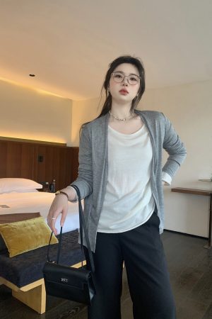 Lightweight Summer Cardigan Vest - Effortless Slimming Jacket for Sun Protection, Easy Wear, Comfortable Style