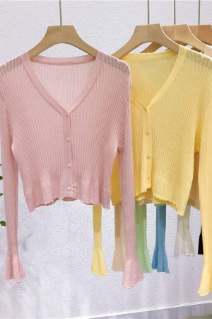 Lightweight V-Neck Knit Cardigan, Ribbed Ice Silk Short Outerwear, Sun Protection Cover-Up Top for Spring and Summer Fashion