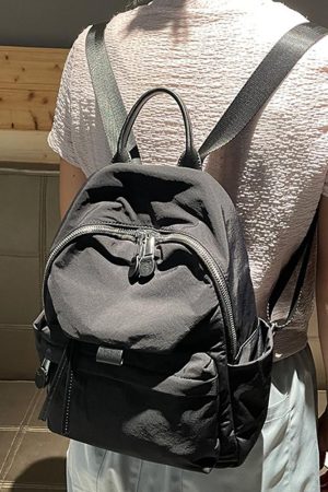Lightweight Water-Resistant Travel Backpack for Women - Versatile Classic Design for Spring 2025 Adventures