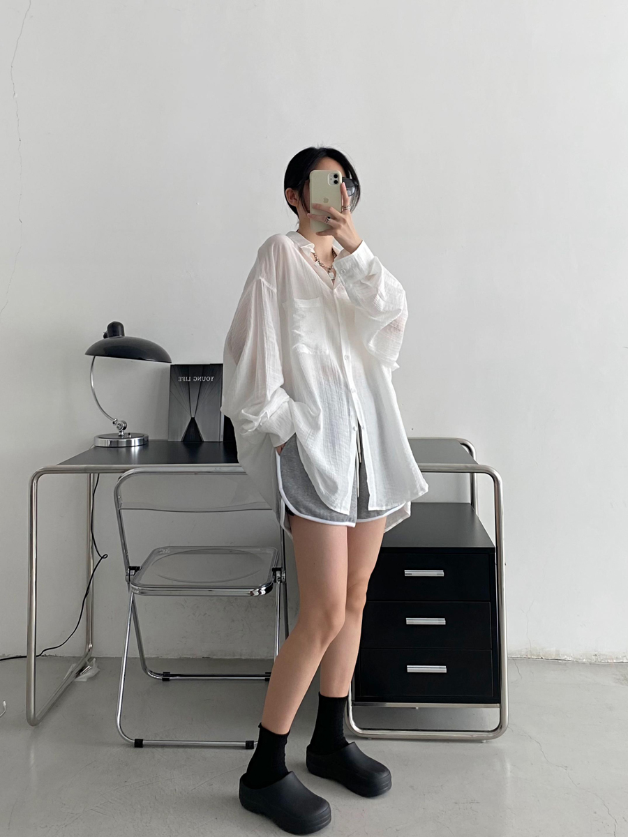 Lightweight White Long-Sleeve Sun Protection Shirt for Women - Loose Korean Style Tencel Jacket Top for Spring and Summer Lightweight White Long-Sleeve Sun Protection Shirt for Women - Loose Korean Style Tencel Jacket Top for Spring and Summer