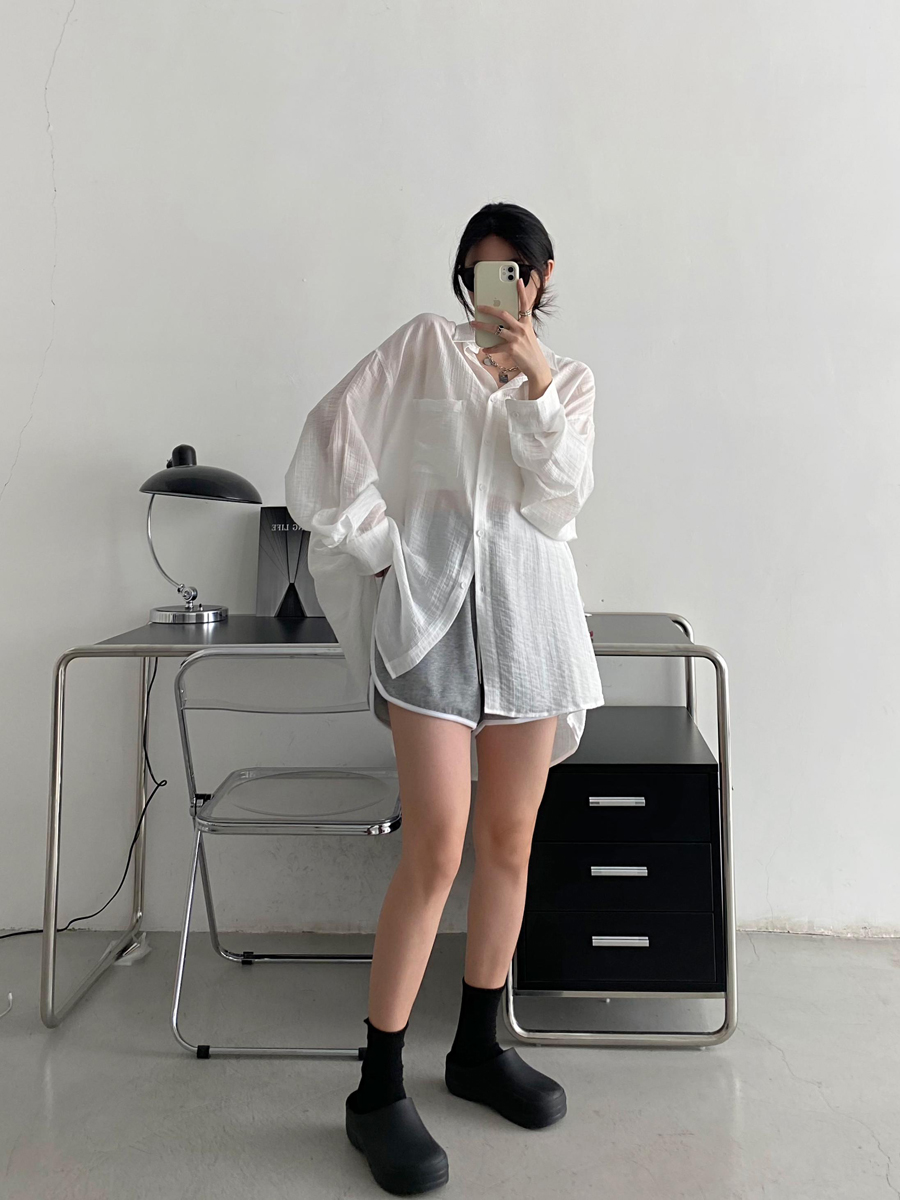 Lightweight White Long-Sleeve Sun Protection Shirt for Women - Loose Korean Style Tencel Jacket Top for Spring and Summer Lightweight White Long-Sleeve Sun Protection Shirt for Women - Loose Korean Style Tencel Jacket Top for Spring and Summer