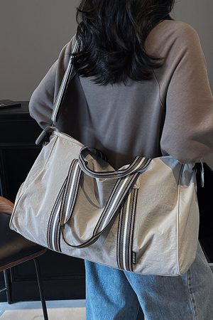 Lightweight Women's Travel Bag, Stylish Large Capacity Carry-On Luggage, Versatile Outdoor Storage Tote for Short Trips & Gym