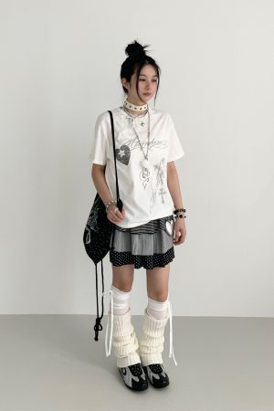 Loose Casual Black and White Short Sleeve T-Shirt with Text Print - Round Neck, Trendy Street Style, Everyday Essential