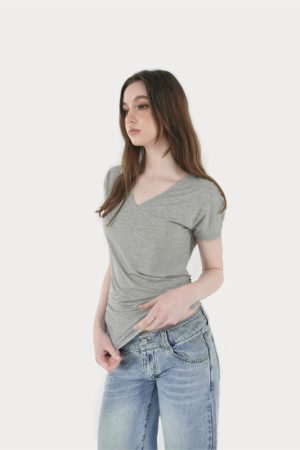 Loose Cool V-Neck Batwing Sleeve Short-Sleeve Top - Casual Chic Essential for Effortless Style, Perfect for 90s and Y2K Fashion Lovers