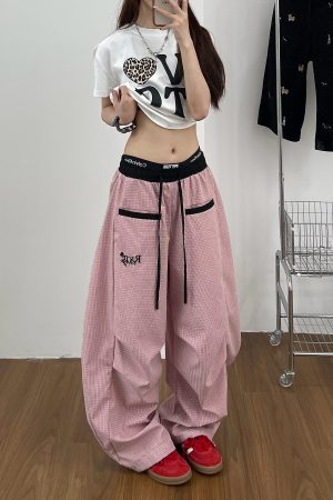Loose Fit Vintage Plaid Work Pants for Women - Draped Wide-Leg Sports Casual Curved Design with Drawstring Elastic Waist