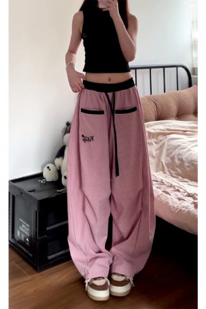 Loose Fit Vintage Plaid Work Pants for Women - Draped Wide-Leg Sports Casual Curved Design with Drawstring Elastic Waist