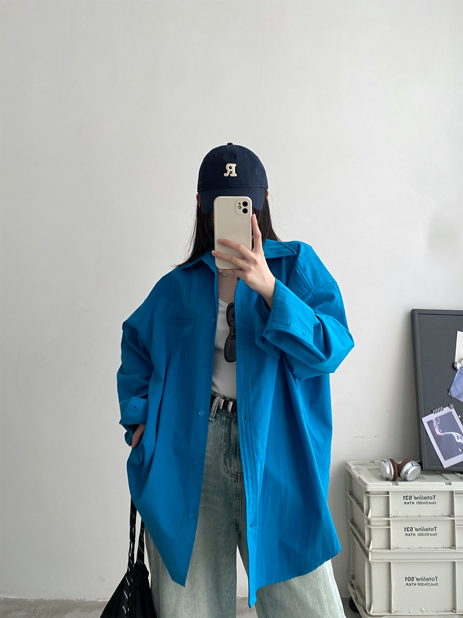 Loose-Fitting Oversized Shirt in Pink and Blue - Flattering High-End Relaxed Fit for Spring and Autumn Fashion Loose-Fitting Oversized Shirt in Pink and Blue - Flattering High-End Relaxed Fit for Spring and Autumn Fashion