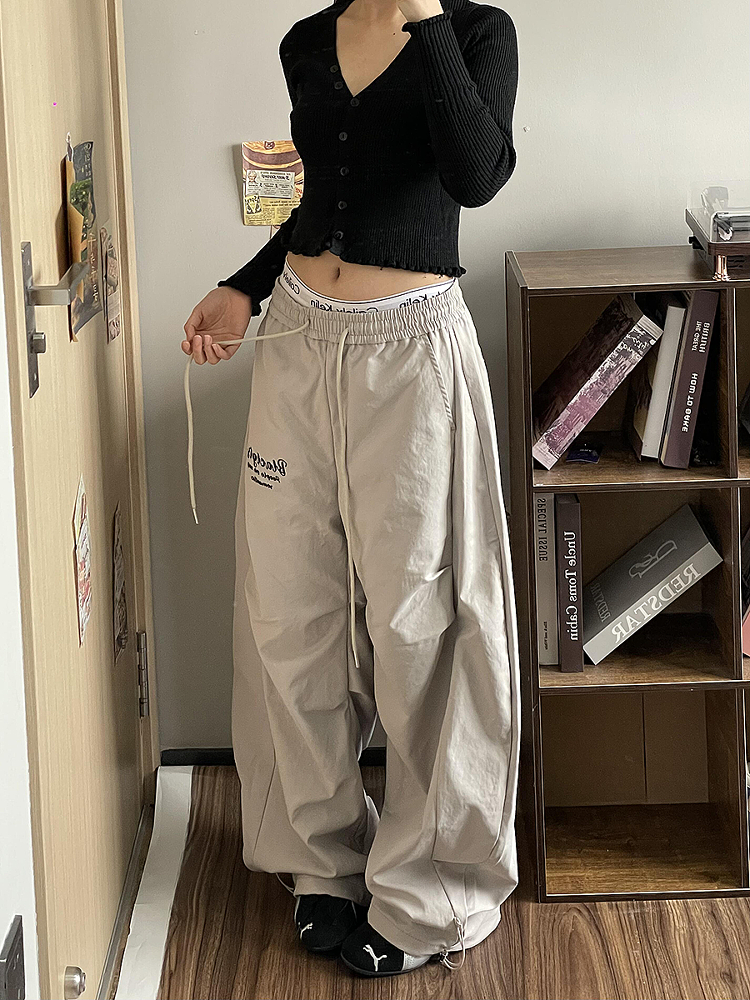 Loose Wide-Leg Cargo Pants for Women, 2025 Hip-Hop Style, Pleated Street Dance Trousers, Casual Sportswear, Streetwear Fashion Loose Wide-Leg Cargo Pants for Women, 2025 Hip-Hop Style, Pleated Street Dance Trousers, Casual Sportswear, Streetwear Fashion