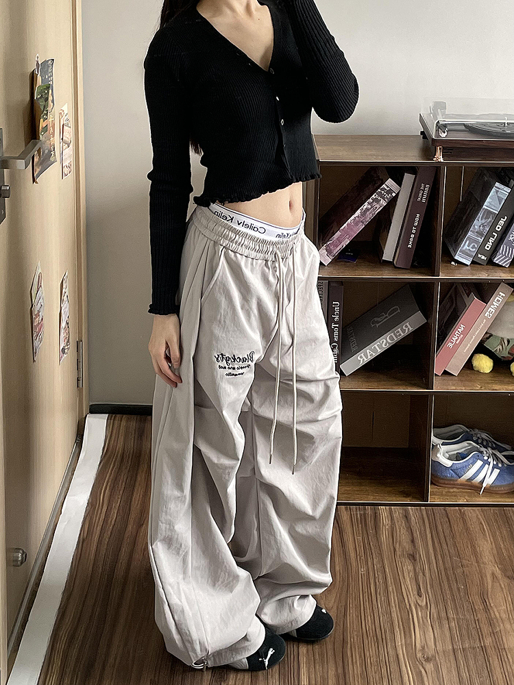 Loose Wide-Leg Cargo Pants for Women, 2025 Hip-Hop Style, Pleated Street Dance Trousers, Casual Sportswear, Streetwear Fashion Loose Wide-Leg Cargo Pants for Women, 2025 Hip-Hop Style, Pleated Street Dance Trousers, Casual Sportswear, Streetwear Fashion