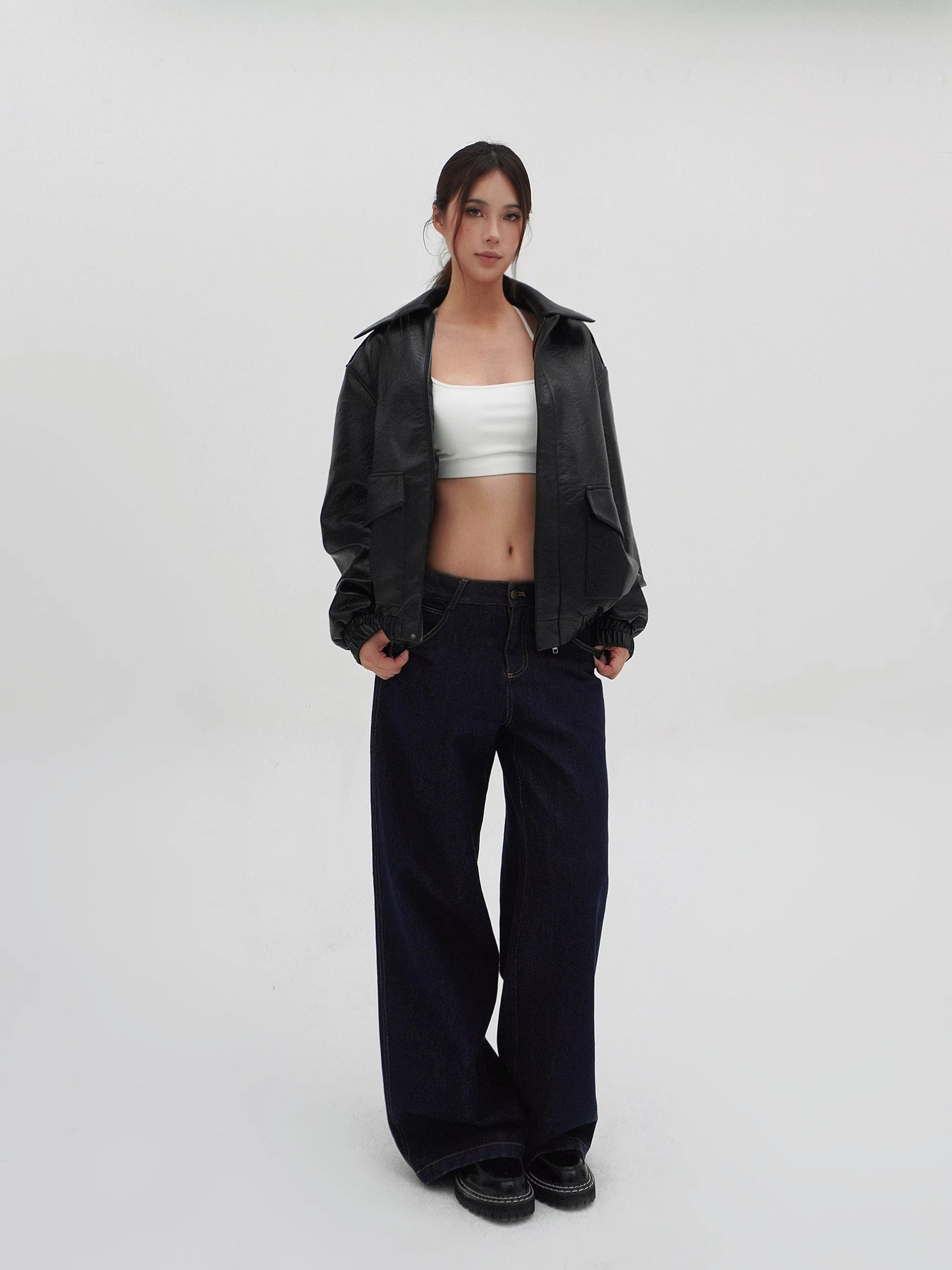 Low-Rise Vintage Loose Wide-Leg Jeans for Women - 90s Inspired Denim Trousers Low-Rise Vintage Loose Wide-Leg Jeans for Women - 90s Inspired Denim Trousers