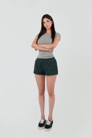 Low-Waist Casual Sports Shorts for Women - Loose Fit Three-Quarter Pants for Home and Outdoor Activities