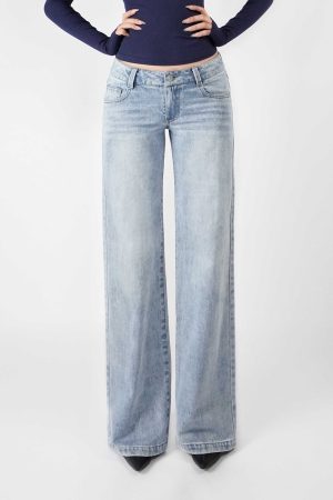 Low-Waist Straight-Leg Slimming Jeans for Women - Trendy Y2K Style, Perfect for Casual Outfits and Everyday Wear