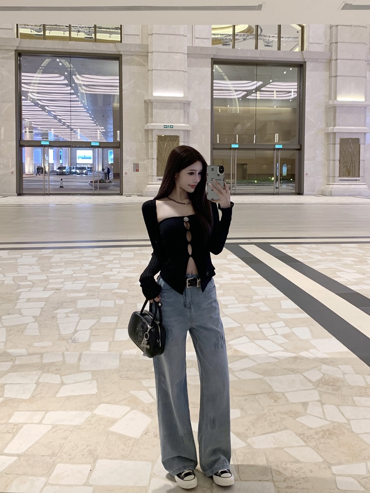 Luna Lona Ice Silk Knitted Women's Short Cardigan with Lace Trim - Lightweight, Elegant Layering for Spring and Summer Luna Lona Ice Silk Knitted Women's Short Cardigan with Lace Trim - Lightweight, Elegant Layering for Spring and Summer