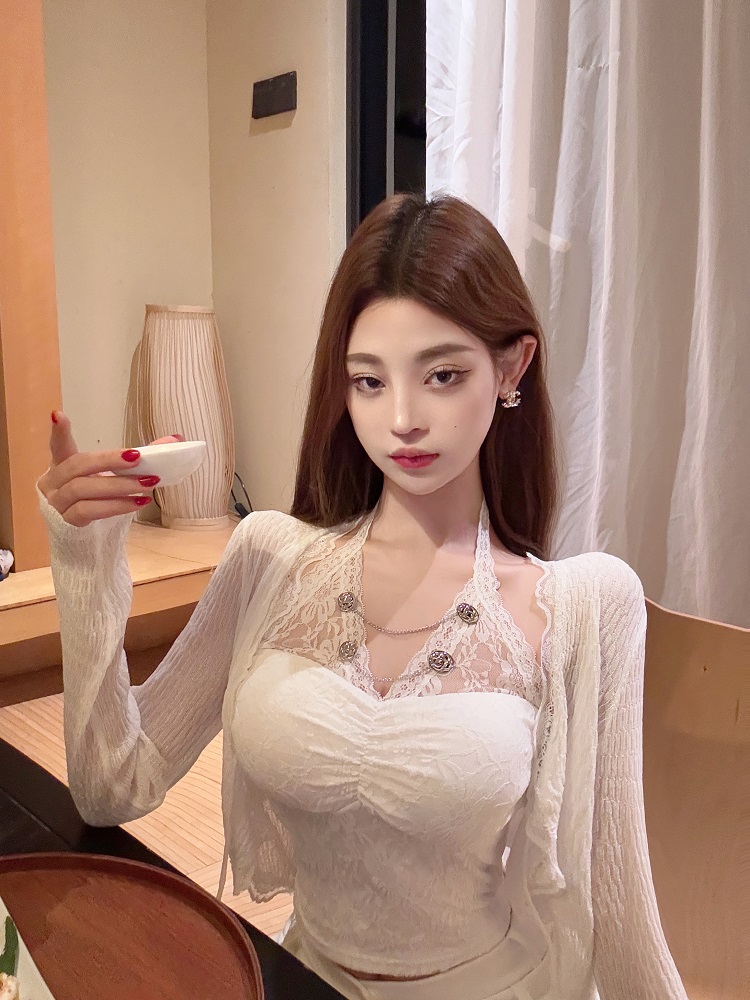 Luna Lona Ice Silk Knitted Women's Short Cardigan with Lace Trim - Lightweight, Elegant Layering for Spring and Summer Luna Lona Ice Silk Knitted Women's Short Cardigan with Lace Trim - Lightweight, Elegant Layering for Spring and Summer