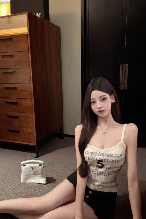 Luna Lona Sleeveless Knitted Top - Slim Fit Small Fragrance Style for Women - Trendy Y2K Inner Wear