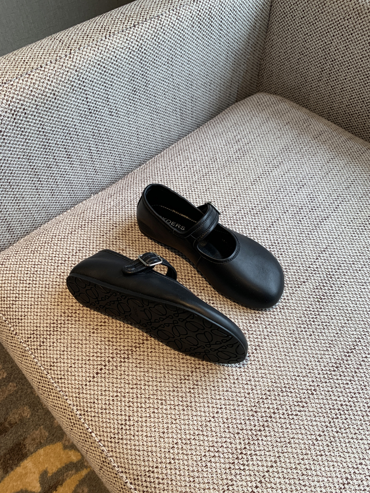 Mary Jane Flats for Women - 2025 Spring Style, Lambskin, One-Strap Buckle, Soft Sole, Shallow Mouth, Chic Flat Shoes Mary Jane Flats for Women - 2025 Spring Style, Lambskin, One-Strap Buckle, Soft Sole, Shallow Mouth, Chic Flat Shoes