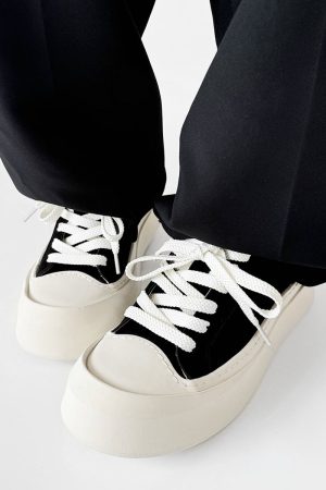 Men's American-Style Oversized Canvas Shoes with Milk-Flavored Sole, Retro Platform Sneakers for Commuting and Training